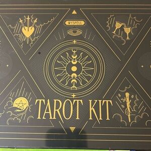 Wyspell Tarot Kit with Gold Accents
